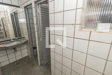 Casa à venda com 469m², 4 quartos e 4 vagasSauna