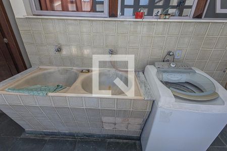 Casa à venda com 469m², 4 quartos e 4 vagasÁrea de serviço