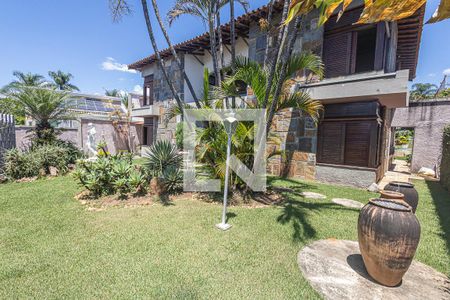 Casa à venda com 469m², 4 quartos e 4 vagasJardim