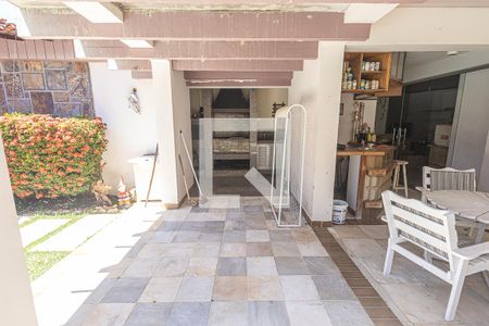 Casa à venda com 469m², 4 quartos e 4 vagasEspaço Gourmet / Jardim / Piscina