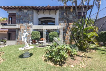 Casa à venda com 469m², 4 quartos e 4 vagasJardim