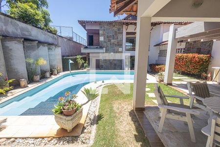 Casa à venda com 469m², 4 quartos e 4 vagasEspaço Gourmet / Jardim / Piscina