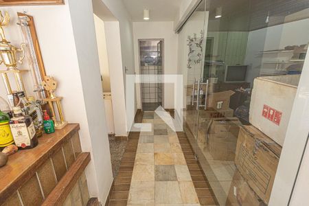 Casa à venda com 469m², 4 quartos e 4 vagasSauna/Serviço