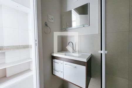 Banheiro de apartamento para alugar com 1 quarto, 34m² em Centro, Rio de Janeiro