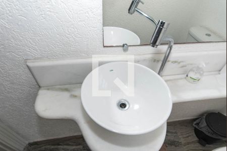 Casa à venda com 350m², 4 quartos e 6 vagasLavabo