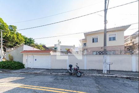 Casa à venda com 350m², 4 quartos e 6 vagasFachada