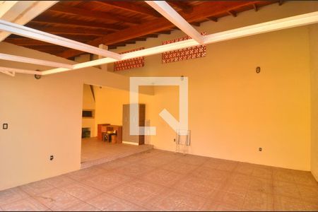 Casa à venda com 280m², 4 quartos e 3 vagasGaragem