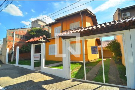 Casa à venda com 280m², 4 quartos e 3 vagasFachada