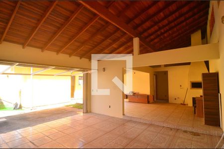 Casa à venda com 280m², 4 quartos e 3 vagasGaragem