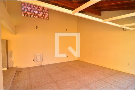 Casa à venda com 280m², 4 quartos e 3 vagasGaragem