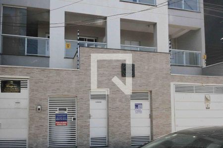 Corredor externo de apartamento para alugar com 2 quartos, 33m² em Vila Antonieta, São Paulo