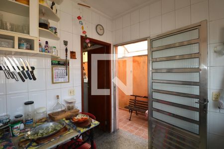 Casa à venda com 144m², 3 quartos e 2 vagasCozinha