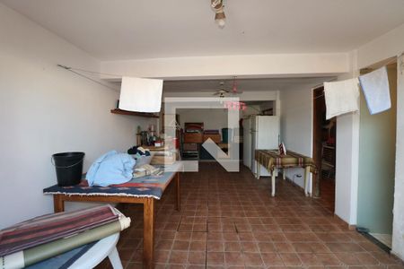 Casa à venda com 144m², 3 quartos e 2 vagasÁrea de Serviço