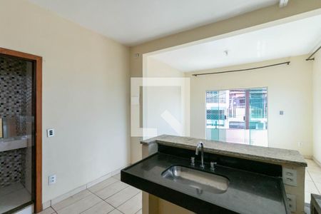 Cozinha de apartamento à venda com 2 quartos, 110m² em Átila de Paiva, Belo Horizonte