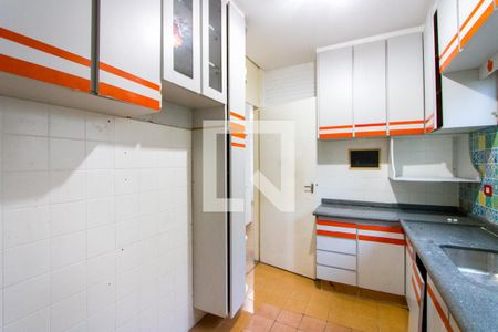 Apartamento à venda com 62m², 2 quartos e 1 vagaÁrea de serviço
