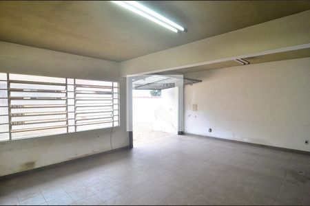 Casa à venda com 250m², 2 quartos e sem vagaGaragem