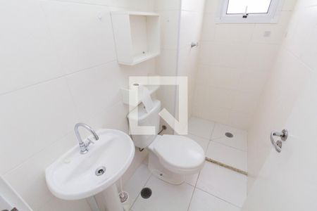 Banheiro de apartamento para alugar com 2 quartos, 50m² em Vila Penteado, São Paulo
