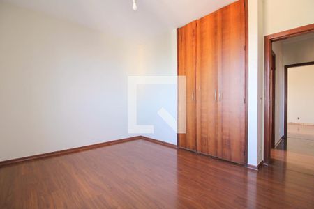 Quarto 3 de apartamento para alugar com 4 quartos, 137m² em Sagrada Família, Belo Horizonte