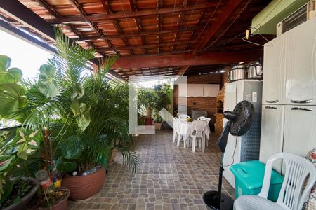 Casa à venda com 102m², 2 quartos e sem vaga Casa à venda com 102m², 2 quartos e sem vagaCozinha / Área de Serviço / Terraço