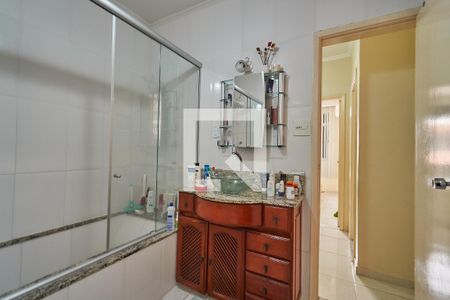 Casa à venda com 102m², 2 quartos e sem vaga Casa à venda com 102m², 2 quartos e sem vagaBanheiro