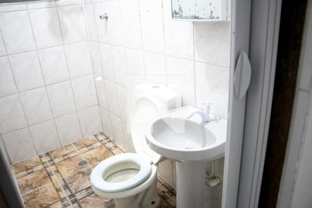 Banheiro de casa para alugar com 1 quarto, 45m² em Dos Casa, São Bernardo do Campo