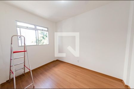 Quarto 1 de apartamento para alugar com 2 quartos, 48m² em Engenho Nogueira, Belo Horizonte