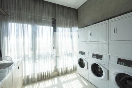 Studio para alugar com 30m², 1 quarto e sem vaga Studio para alugar com 30m², 1 quarto e sem vagaLavanderia