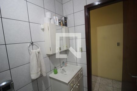 Casa à venda com 130m², 3 quartos e 2 vagasBanheiro