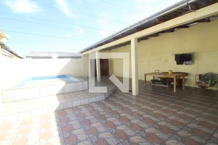 Casa à venda com 130m², 3 quartos e 2 vagasPiscina