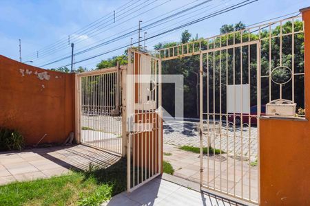 Casa à venda com 334m², 3 quartos e 2 vagasFachada da casa 