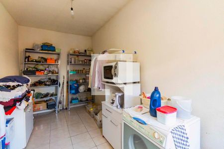Casa à venda com 334m², 3 quartos e 2 vagasLavanderia 