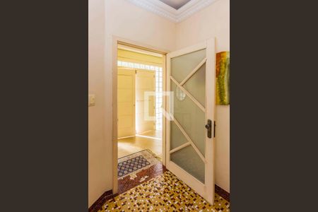 Casa à venda com 334m², 3 quartos e 2 vagasHall de entrada