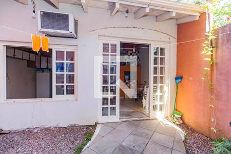 Casa à venda com 334m², 3 quartos e 2 vagasPátio 