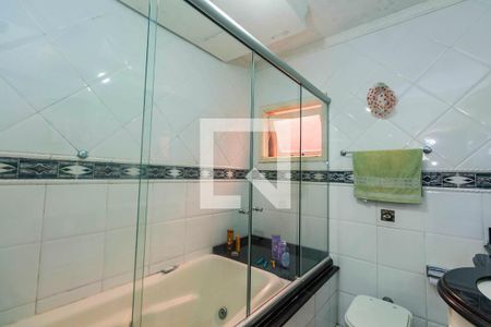 Casa à venda com 334m², 3 quartos e 2 vagasBanheiro Suíte 1