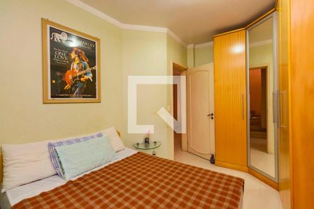 Casa à venda com 334m², 3 quartos e 2 vagasQuarto 2