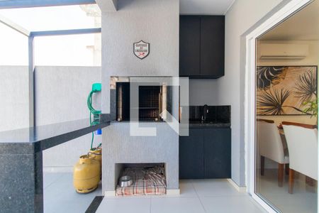 Casa à venda com 102m², 3 quartos e 2 vagasChurrasqueira