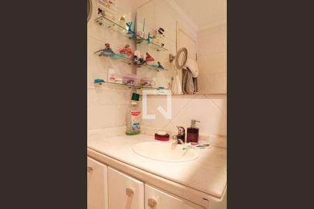 Apartamento à venda com 366m², 4 quartos e 2 vagasBanheiro da Suíte 2