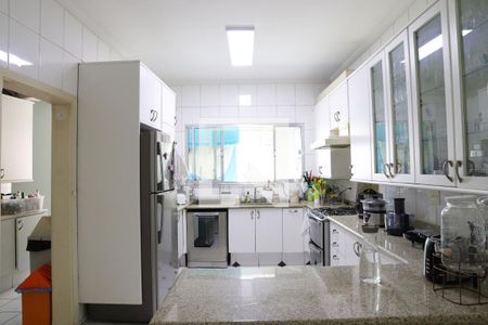Apartamento à venda com 366m², 4 quartos e 2 vagasCozinha