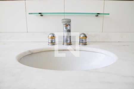 Apartamento à venda com 366m², 4 quartos e 2 vagasBanheiro da Suíte 1