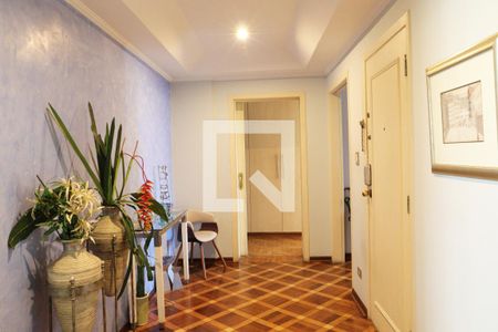 Apartamento à venda com 366m², 4 quartos e 2 vagasHall de entrada