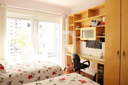 Apartamento à venda com 366m², 4 quartos e 2 vagasSuíte 2