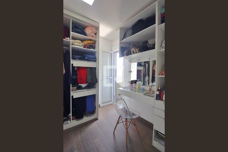 Apartamento à venda com 54m², 2 quartos e 1 vagaCloset