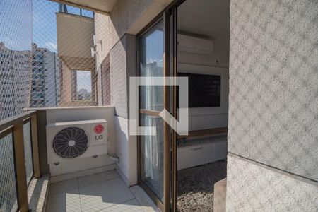 Apartamento à venda com 122m², 3 quartos e 1 vagaVaranda