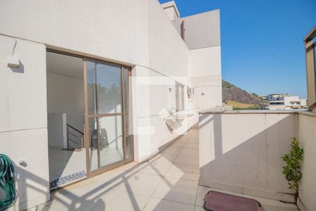 Apartamento à venda com 122m², 3 quartos e 1 vagaÁrea comum