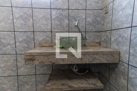 Banheiro    de casa para alugar com 1 quarto, 112m² em Vila Medeiros, São Paulo