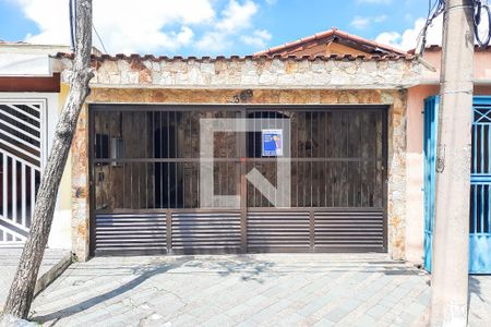 Casa à venda com 125m², 2 quartos e 2 vagasFachada