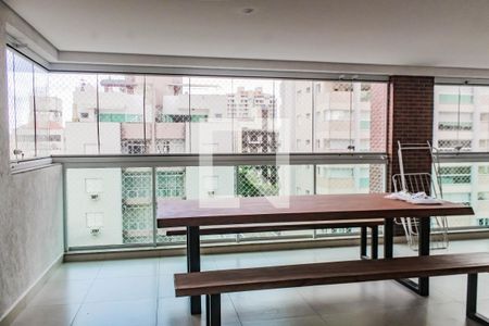 Apartamento para alugar com 130m², 3 quartos e 2 vagas Apartamento para alugar com 130m², 3 quartos e 2 vagasSala