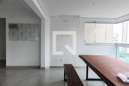 Apartamento para alugar com 130m², 3 quartos e 2 vagas Apartamento para alugar com 130m², 3 quartos e 2 vagasSala