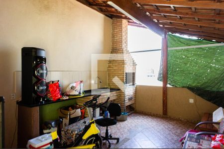 Casa à venda com 300m², 3 quartos e 3 vagasChurrasqueira