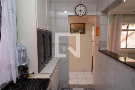 Casa à venda com 201m², 4 quartos e 3 vagas Casa à venda com 201m², 4 quartos e 3 vagasCozinha